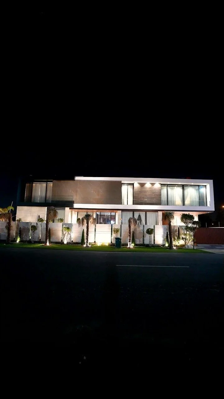 340 M — view 2